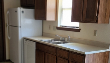 905 B Meadowbrook  3.jpg
